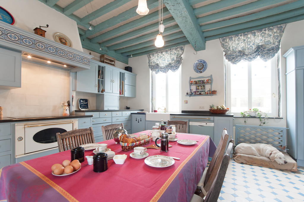 B&B Cense De La Tour Nil Saint-Vincent Exterior foto